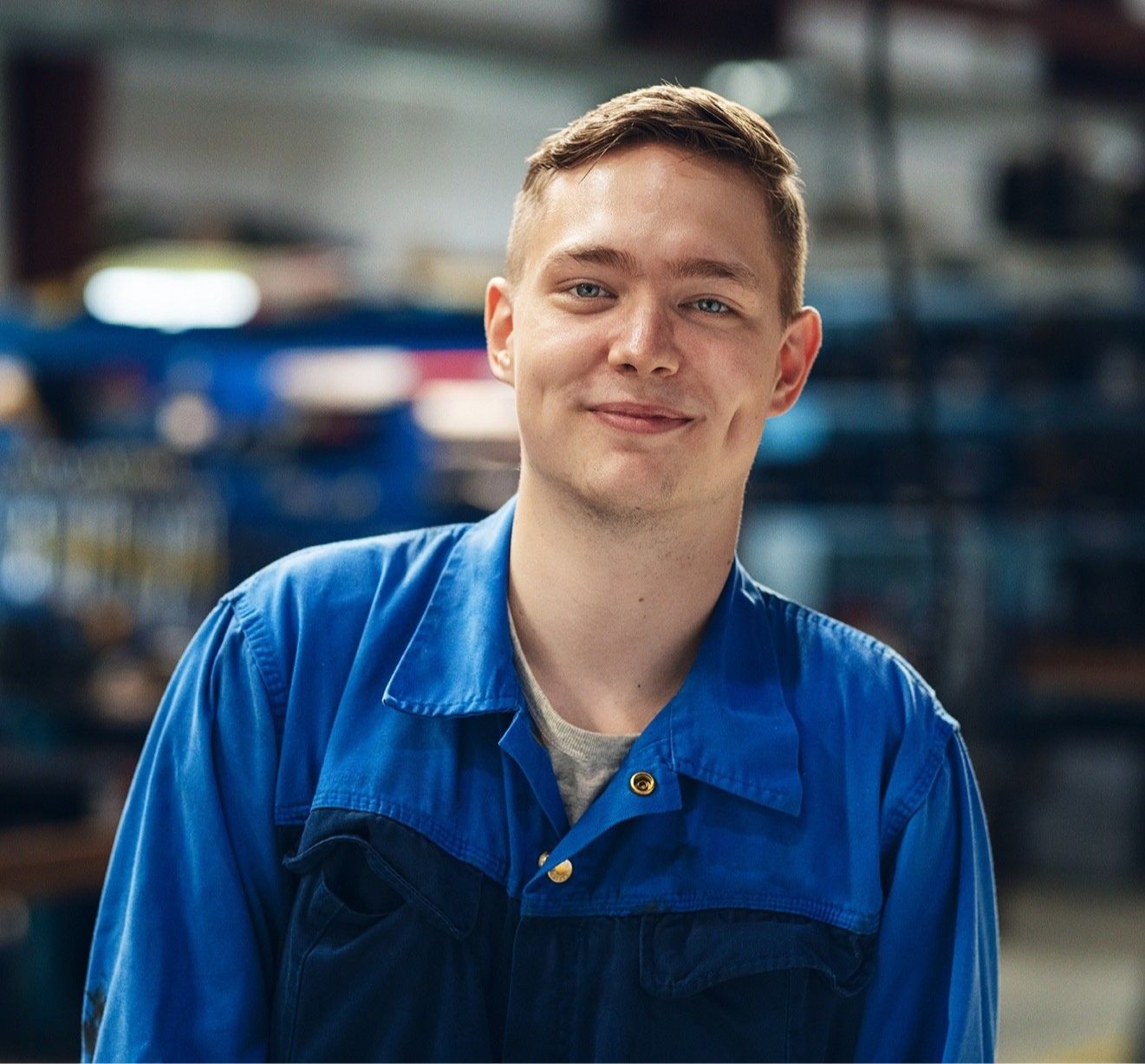 Anton Wenstrom Nielsen in the PJ Circular Engineering workshop